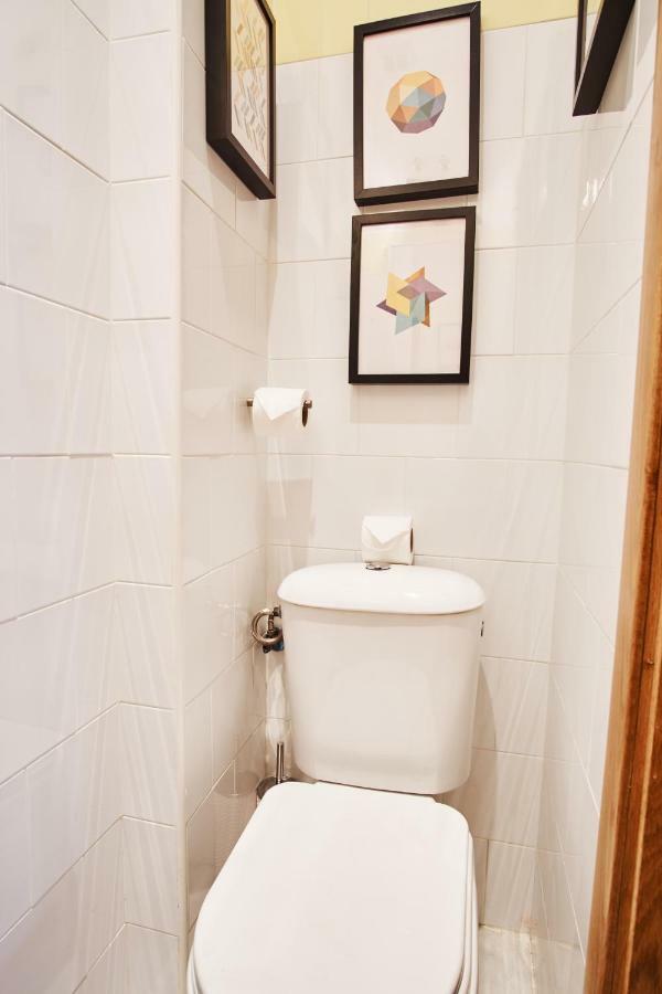 Arenal Carreteria Deluxe Suites By Valcambre Sevilla Exteriér fotografie